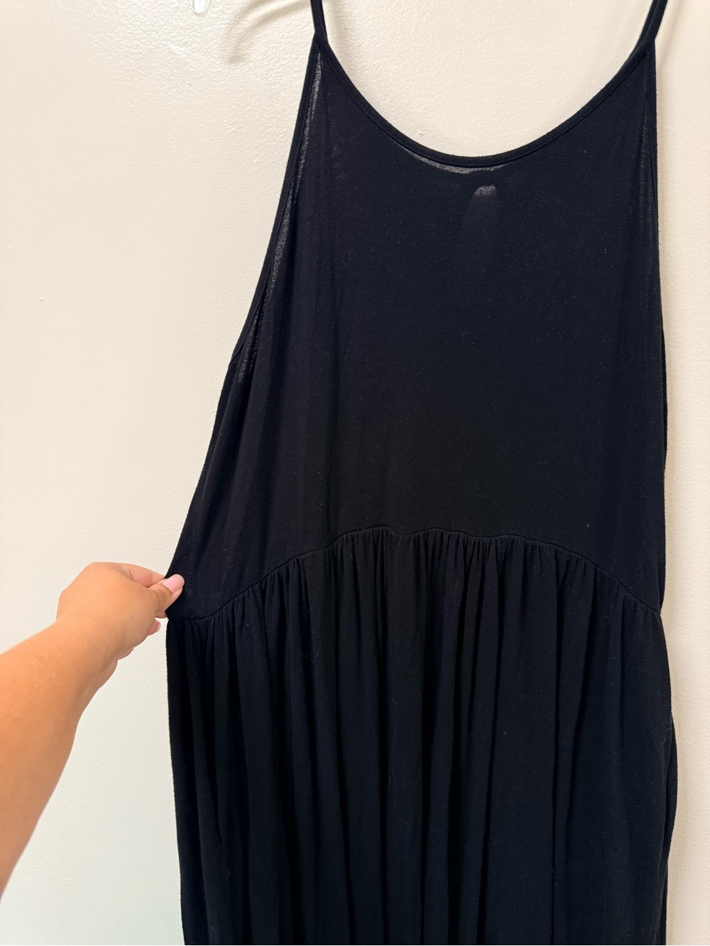 Annabelle Black Maxi Slip Dress with Spaghetti Straps - Picture 3 of 8